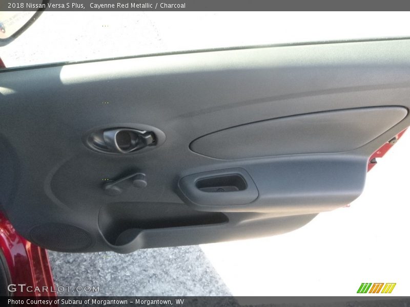 Cayenne Red Metallic / Charcoal 2018 Nissan Versa S Plus