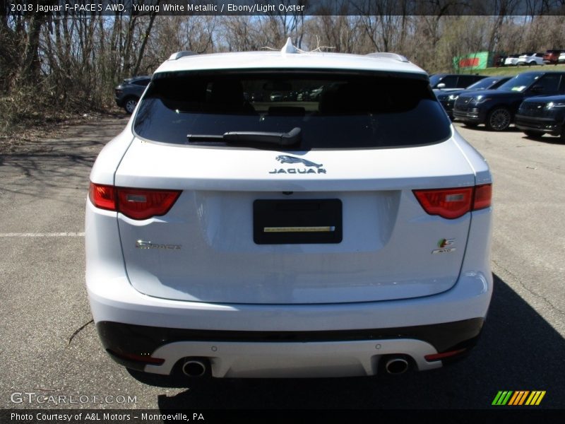 Yulong White Metallic / Ebony/Light Oyster 2018 Jaguar F-PACE S AWD