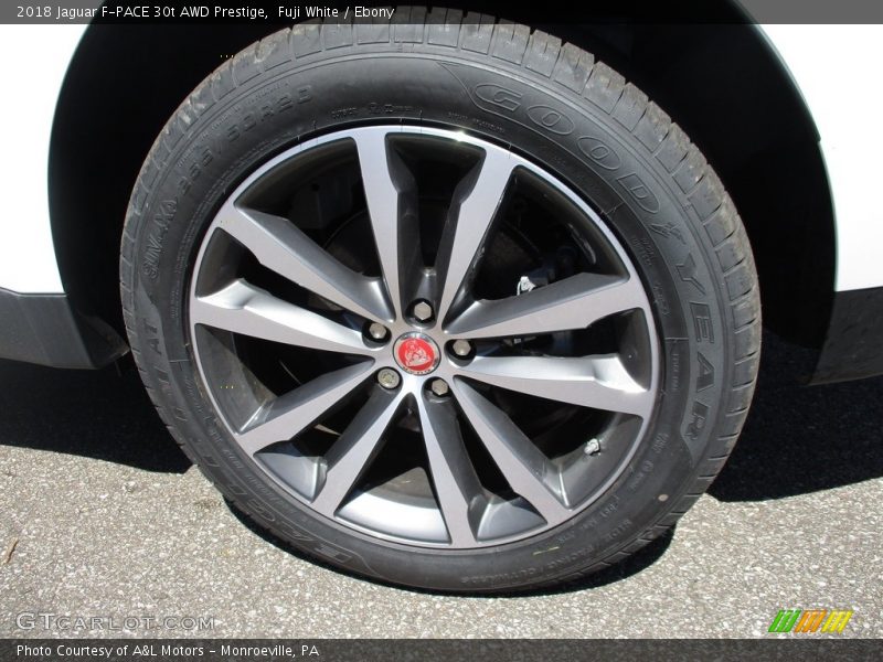 Fuji White / Ebony 2018 Jaguar F-PACE 30t AWD Prestige
