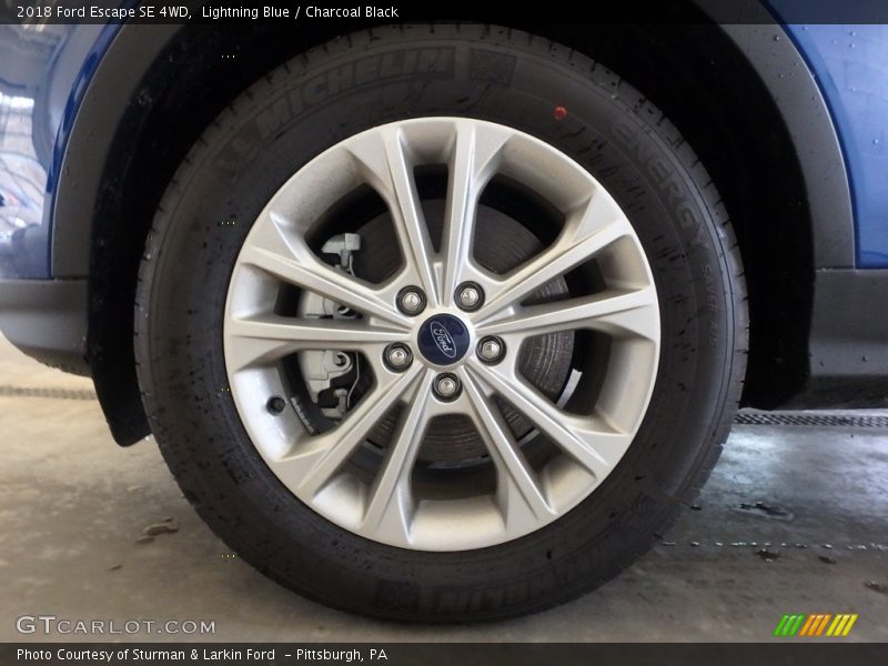 Lightning Blue / Charcoal Black 2018 Ford Escape SE 4WD