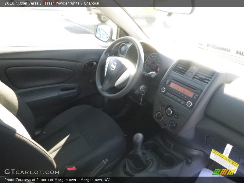 Fresh Powder White / Charcoal 2018 Nissan Versa S