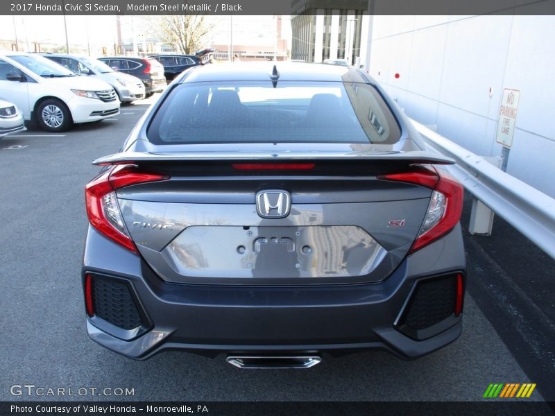 Modern Steel Metallic / Black 2017 Honda Civic Si Sedan