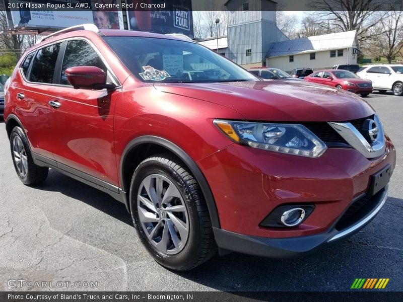 Cayenne Red / Charcoal 2016 Nissan Rogue SL AWD