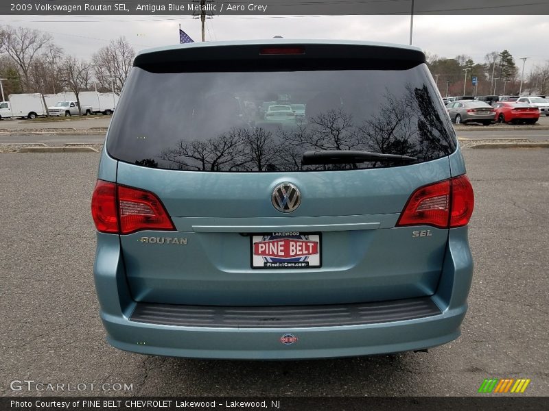 Antigua Blue Metallic / Aero Grey 2009 Volkswagen Routan SEL