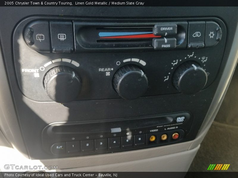 Linen Gold Metallic / Medium Slate Gray 2005 Chrysler Town & Country Touring