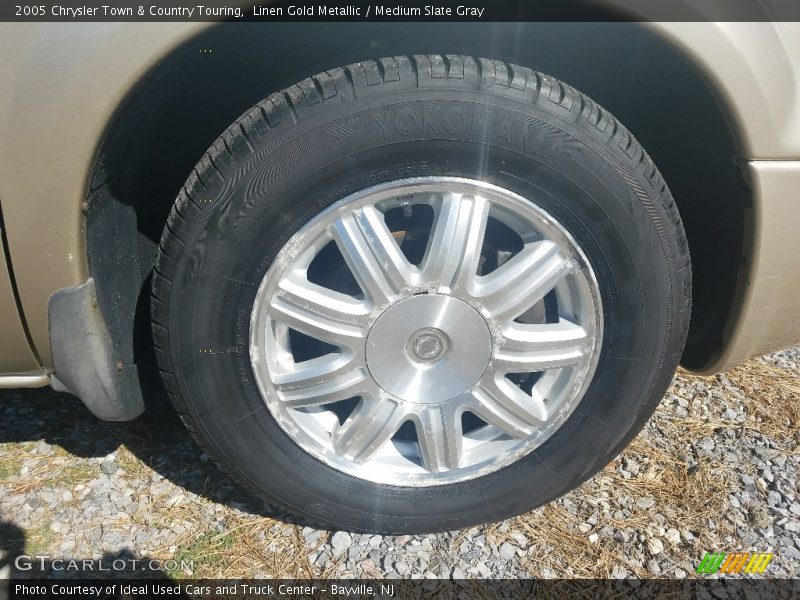 Linen Gold Metallic / Medium Slate Gray 2005 Chrysler Town & Country Touring