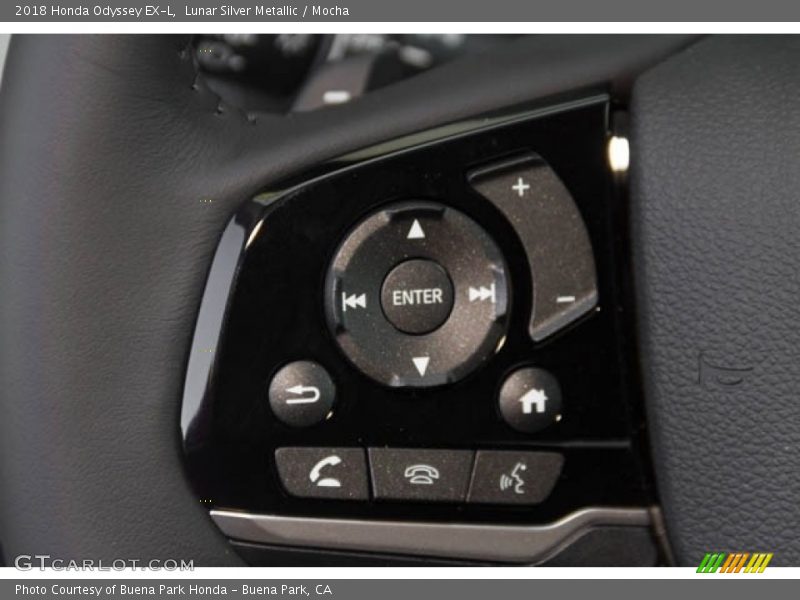 Lunar Silver Metallic / Mocha 2018 Honda Odyssey EX-L