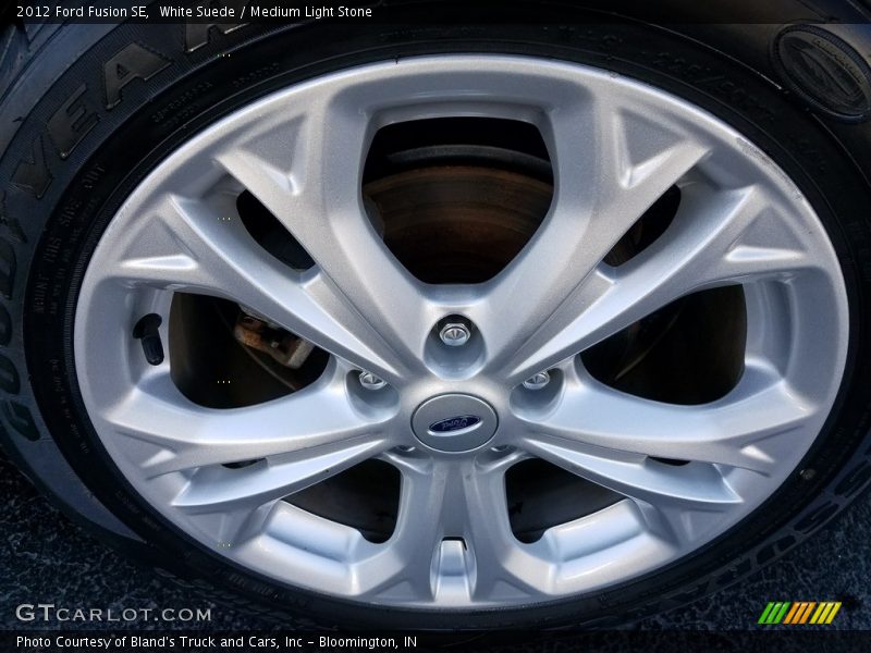 White Suede / Medium Light Stone 2012 Ford Fusion SE