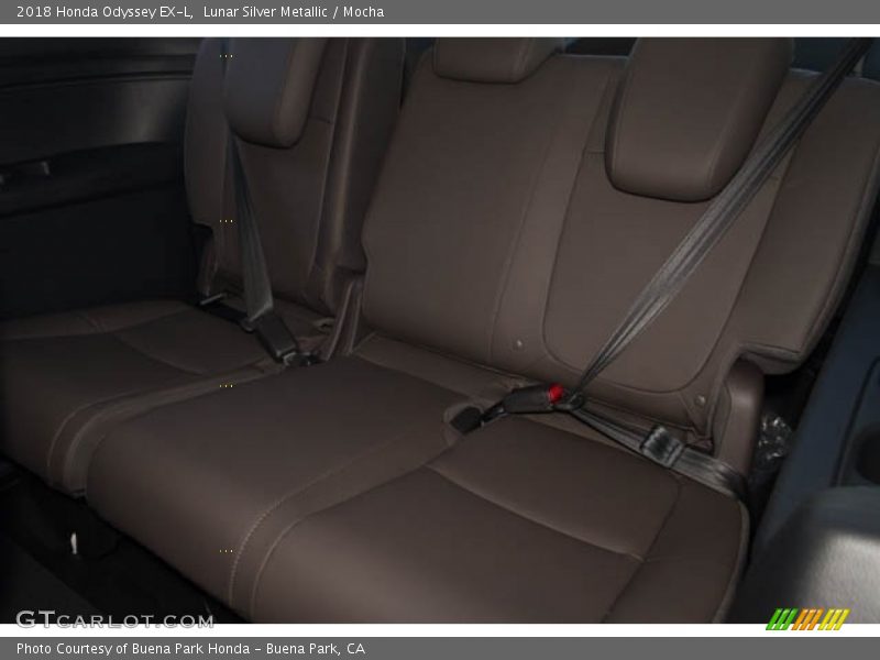 Lunar Silver Metallic / Mocha 2018 Honda Odyssey EX-L