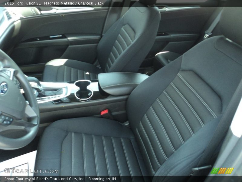 Magnetic Metallic / Charcoal Black 2015 Ford Fusion SE