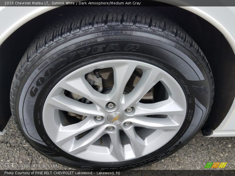 Summit White / Dark Atmosphere/Medium Ash Gray 2016 Chevrolet Malibu LT