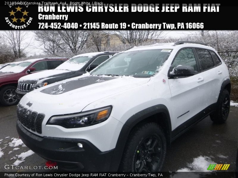 Bright White / Black 2019 Jeep Cherokee Trailhawk 4x4