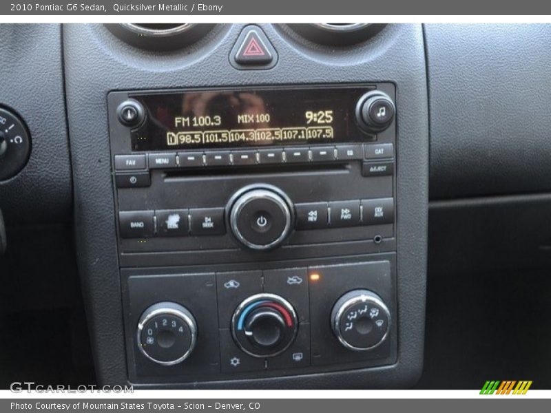 Quicksilver Metallic / Ebony 2010 Pontiac G6 Sedan