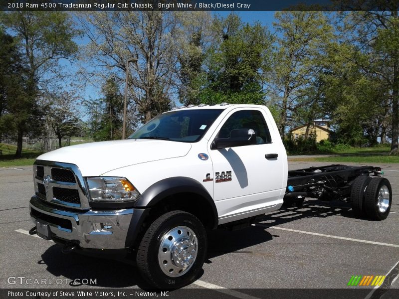 Bright White / Black/Diesel Gray 2018 Ram 4500 Tradesman Regular Cab Chassis