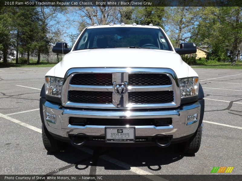 Bright White / Black/Diesel Gray 2018 Ram 4500 Tradesman Regular Cab Chassis