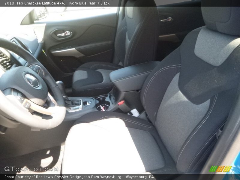 Hydro Blue Pearl / Black 2018 Jeep Cherokee Latitude 4x4