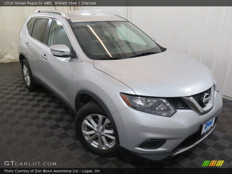 Brilliant Silver / Charcoal 2016 Nissan Rogue SV AWD