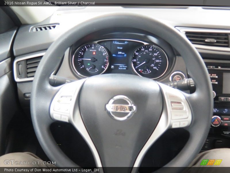 Brilliant Silver / Charcoal 2016 Nissan Rogue SV AWD