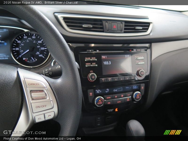 Brilliant Silver / Charcoal 2016 Nissan Rogue SV AWD