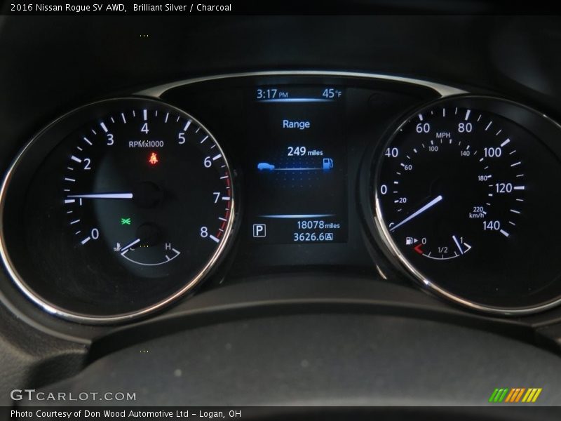 Brilliant Silver / Charcoal 2016 Nissan Rogue SV AWD