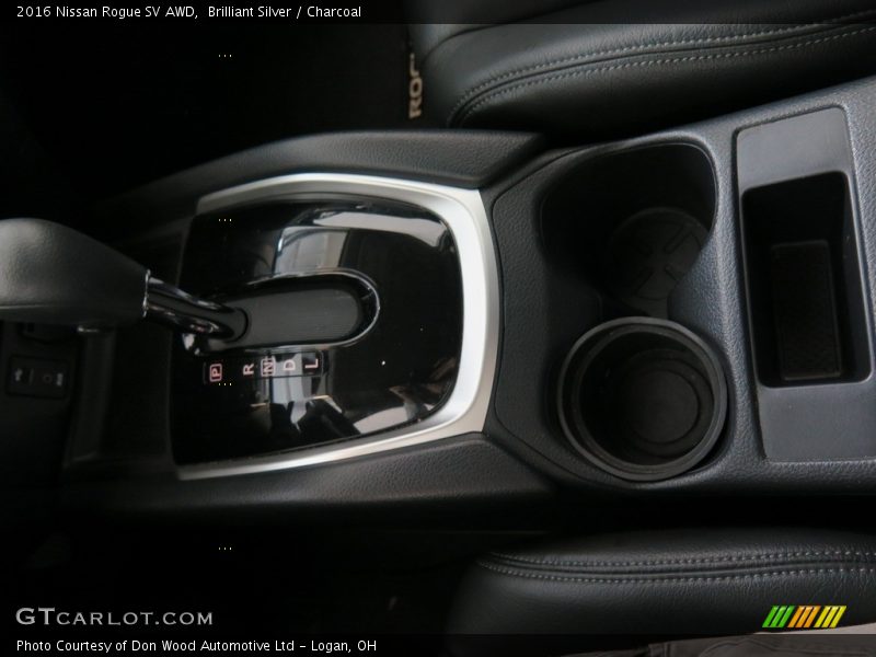 Brilliant Silver / Charcoal 2016 Nissan Rogue SV AWD