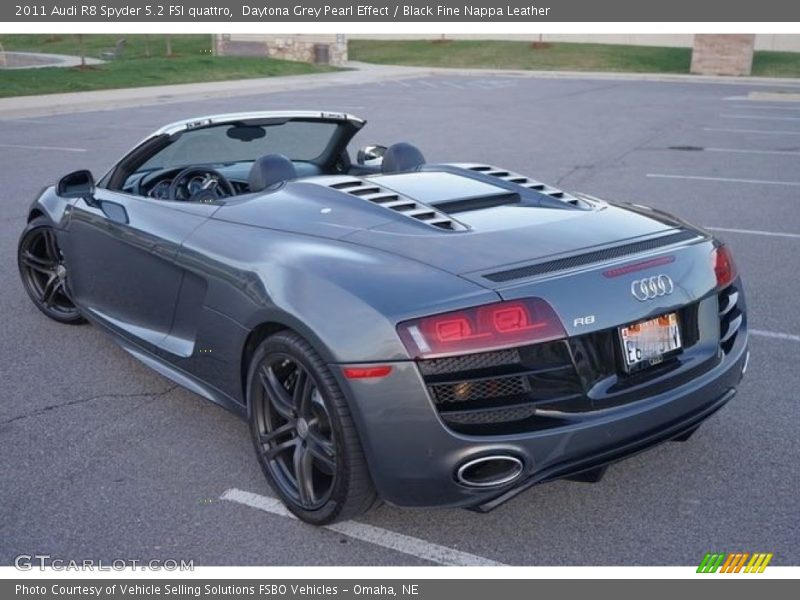 Daytona Grey Pearl Effect / Black Fine Nappa Leather 2011 Audi R8 Spyder 5.2 FSI quattro
