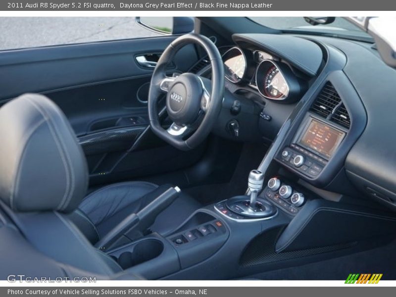 Daytona Grey Pearl Effect / Black Fine Nappa Leather 2011 Audi R8 Spyder 5.2 FSI quattro
