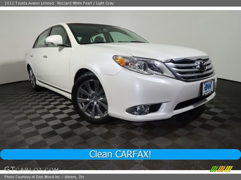 Blizzard White Pearl / Light Gray 2011 Toyota Avalon Limited