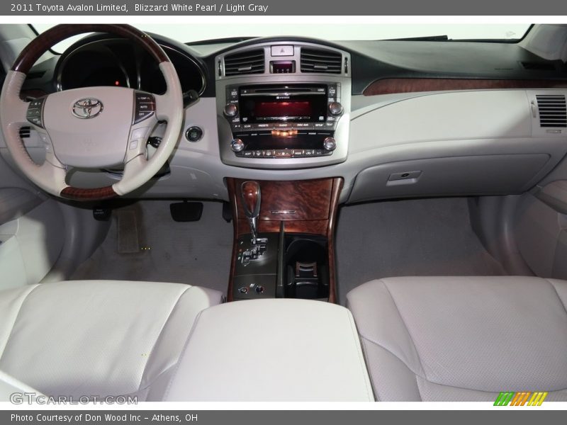 Blizzard White Pearl / Light Gray 2011 Toyota Avalon Limited