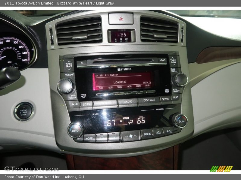 Blizzard White Pearl / Light Gray 2011 Toyota Avalon Limited