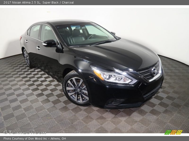 Super Black / Charcoal 2017 Nissan Altima 2.5 SL