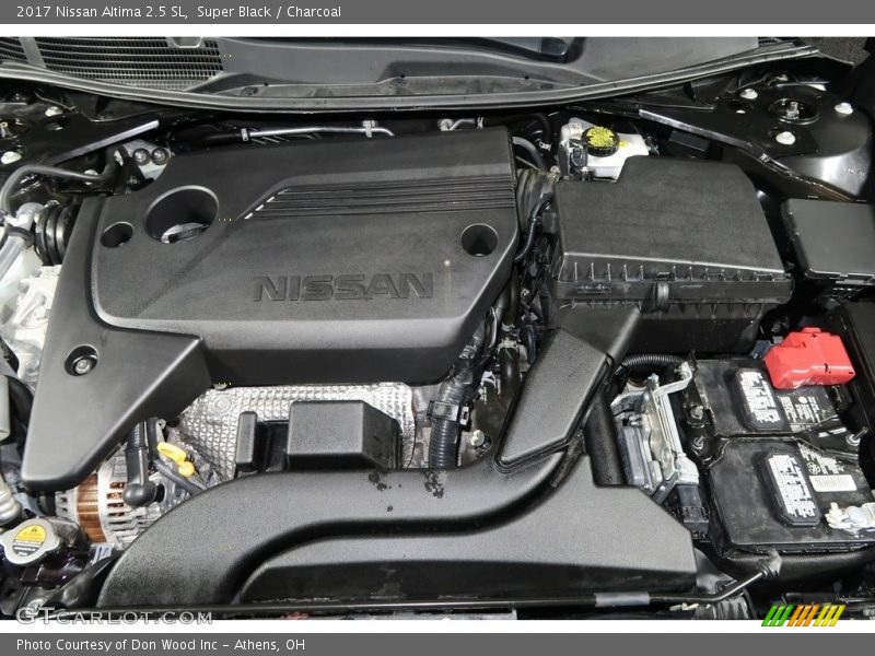 Super Black / Charcoal 2017 Nissan Altima 2.5 SL