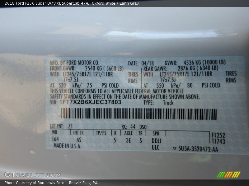 2018 F250 Super Duty XL SuperCab 4x4 Oxford White Color Code Z1