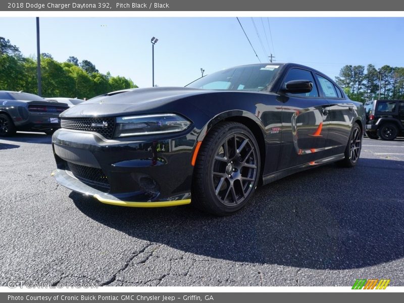 Pitch Black / Black 2018 Dodge Charger Daytona 392