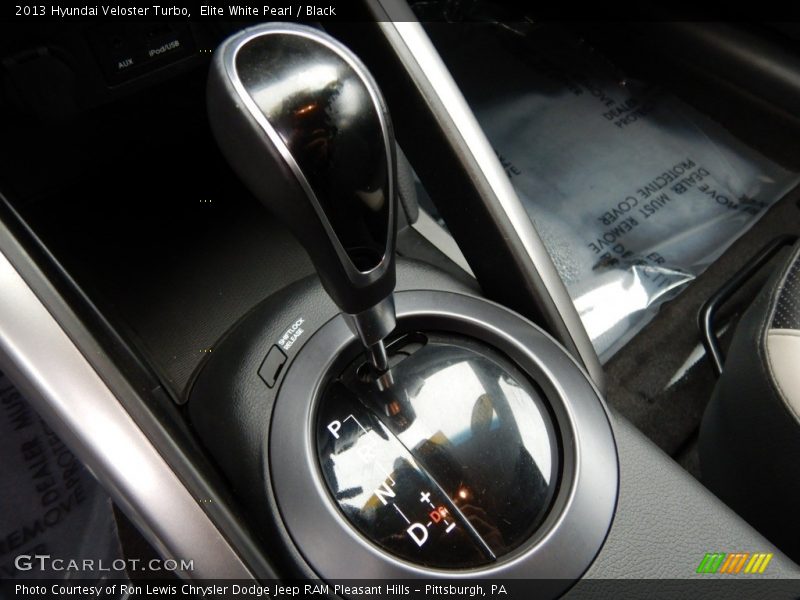 Elite White Pearl / Black 2013 Hyundai Veloster Turbo