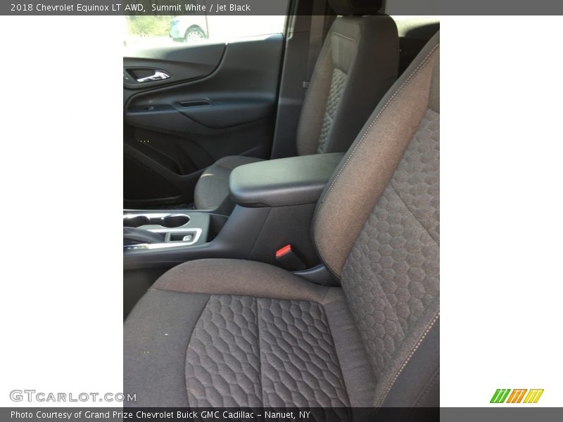 Summit White / Jet Black 2018 Chevrolet Equinox LT AWD