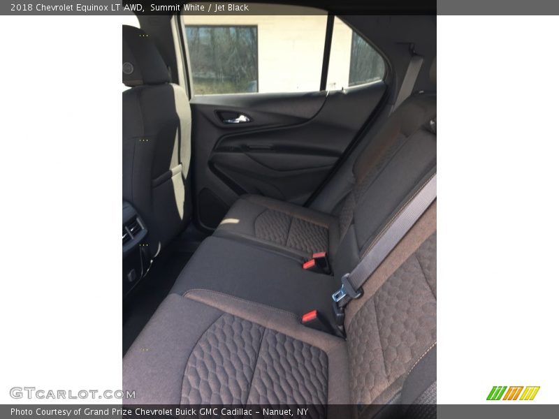 Summit White / Jet Black 2018 Chevrolet Equinox LT AWD