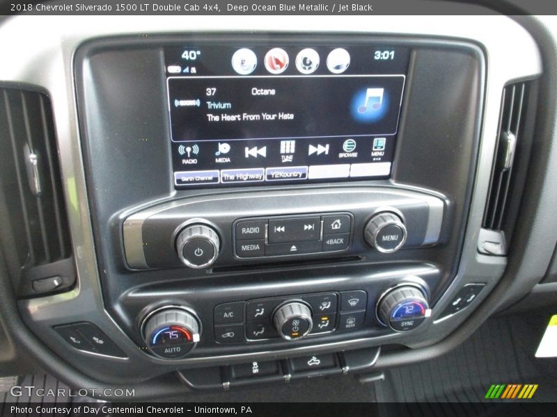 Deep Ocean Blue Metallic / Jet Black 2018 Chevrolet Silverado 1500 LT Double Cab 4x4
