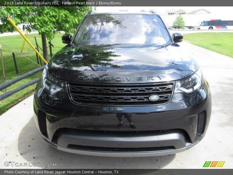 Farallon Pearl Black / Ebony/Ebony 2018 Land Rover Discovery HSE