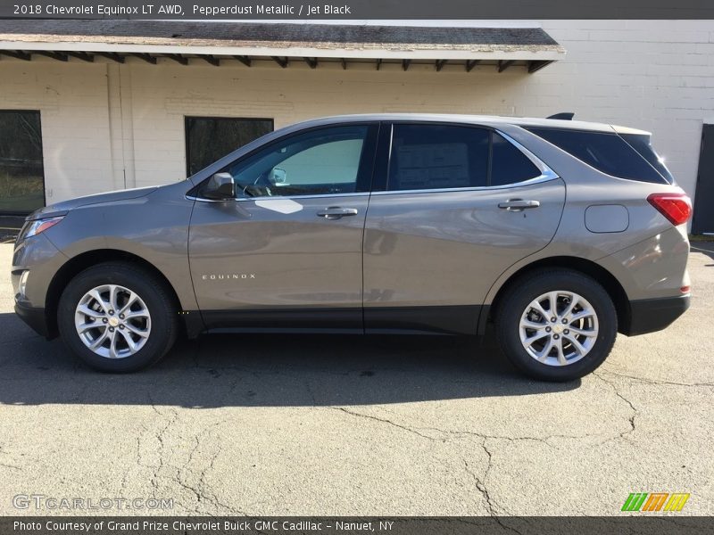 Pepperdust Metallic / Jet Black 2018 Chevrolet Equinox LT AWD