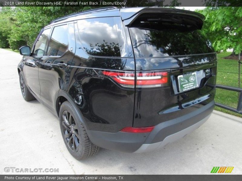 Farallon Pearl Black / Ebony/Ebony 2018 Land Rover Discovery HSE