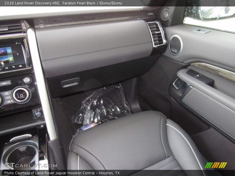 Farallon Pearl Black / Ebony/Ebony 2018 Land Rover Discovery HSE