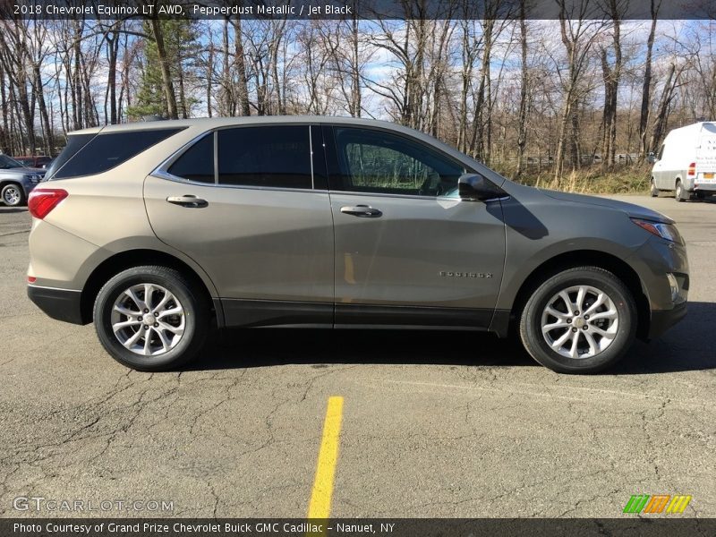Pepperdust Metallic / Jet Black 2018 Chevrolet Equinox LT AWD