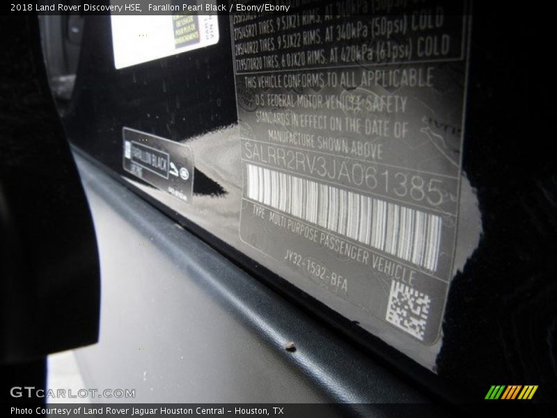 Farallon Pearl Black / Ebony/Ebony 2018 Land Rover Discovery HSE