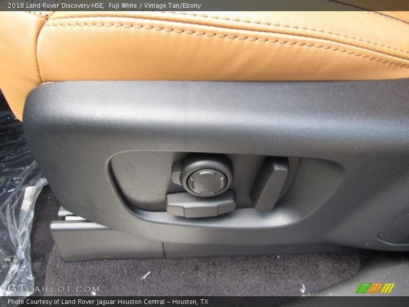 Fuji White / Vintage Tan/Ebony 2018 Land Rover Discovery HSE