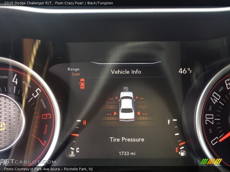 Plum Crazy Pearl / Black/Tungsten 2016 Dodge Challenger R/T