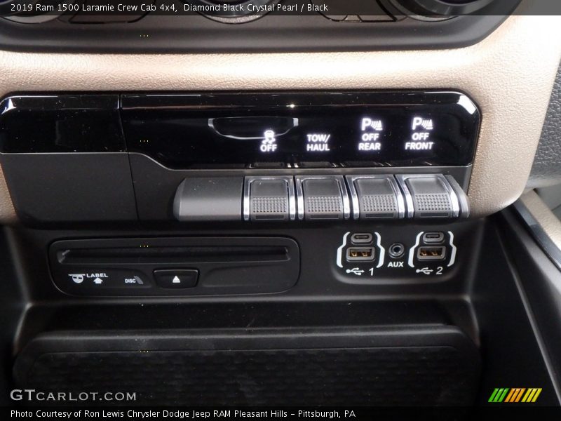 Controls of 2019 1500 Laramie Crew Cab 4x4