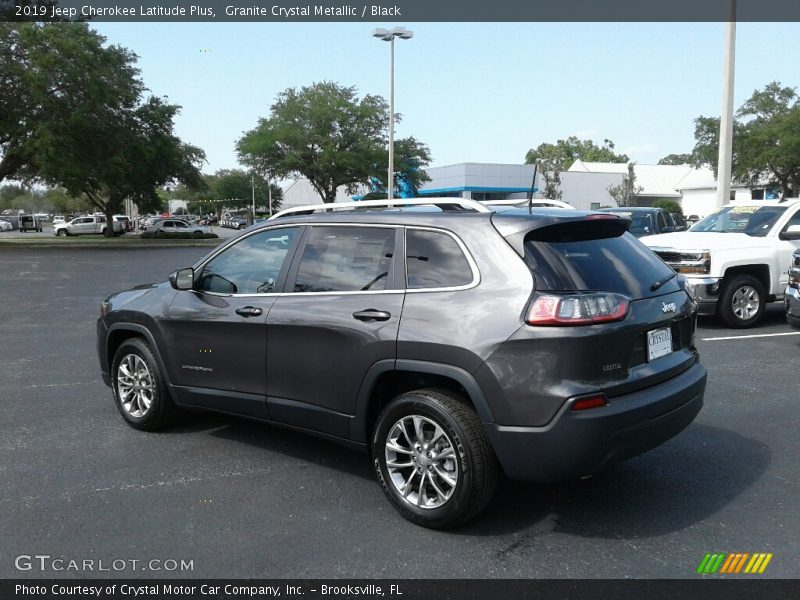 Granite Crystal Metallic / Black 2019 Jeep Cherokee Latitude Plus