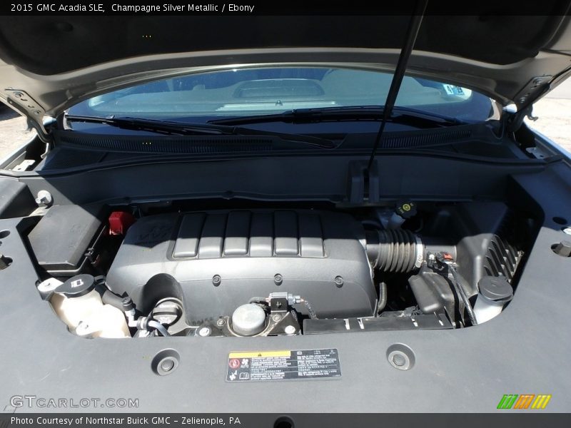 Champagne Silver Metallic / Ebony 2015 GMC Acadia SLE