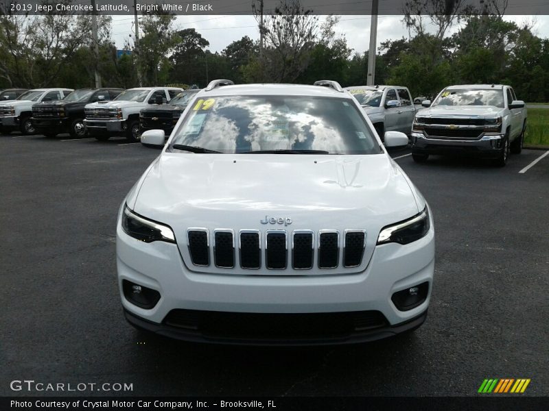 Bright White / Black 2019 Jeep Cherokee Latitude